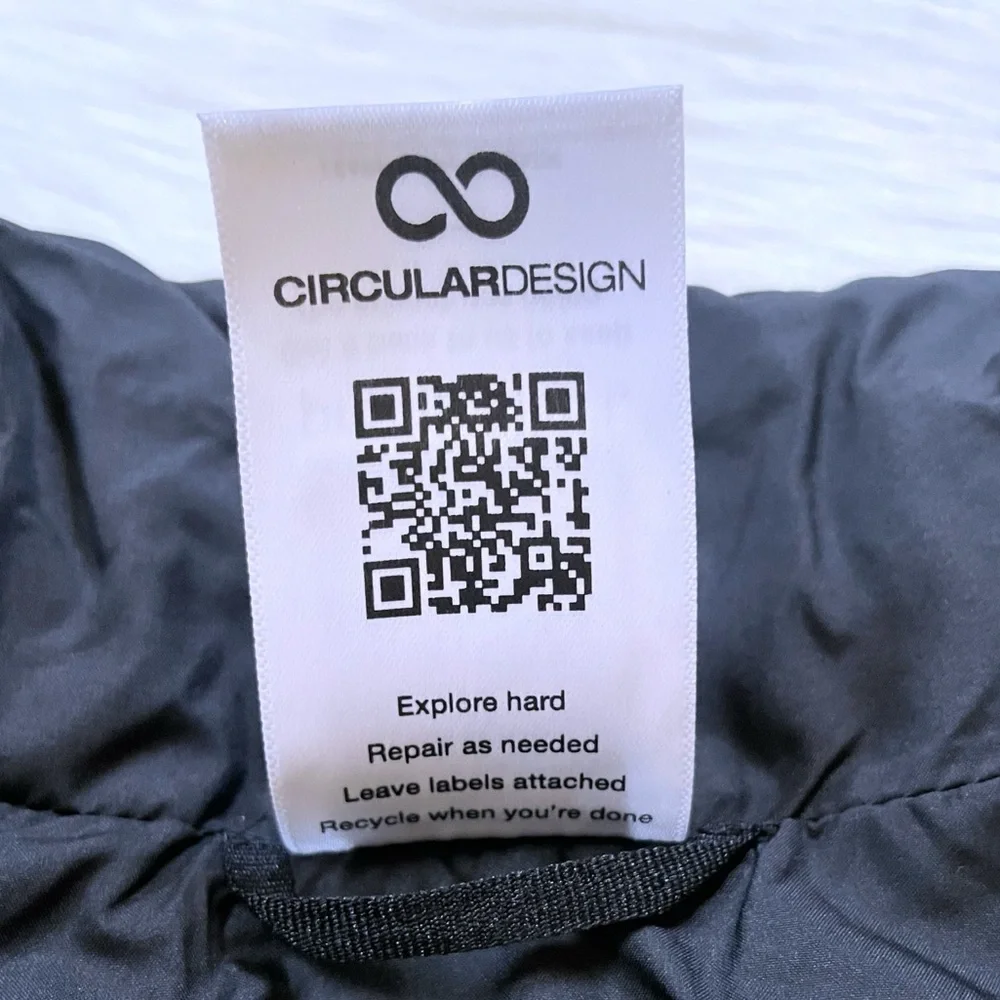 The North Face Women’s ThermoBall Insulated Black Vest - Picture 9 of 10